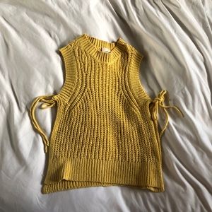Aritzia Wilfred knit vest open sides